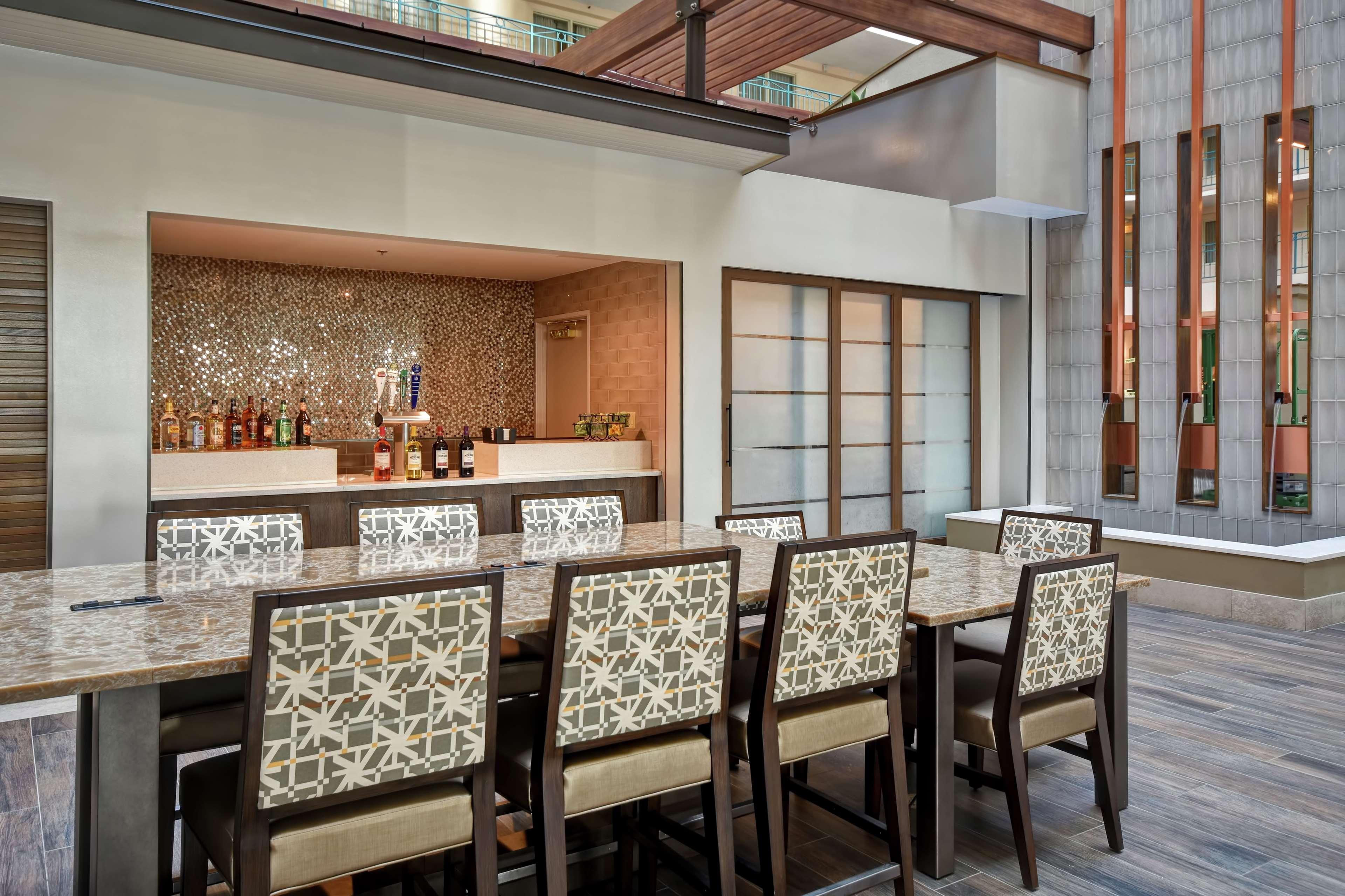 Embassy Suites By Hilton Milpitas Silicon Valley Exterior foto