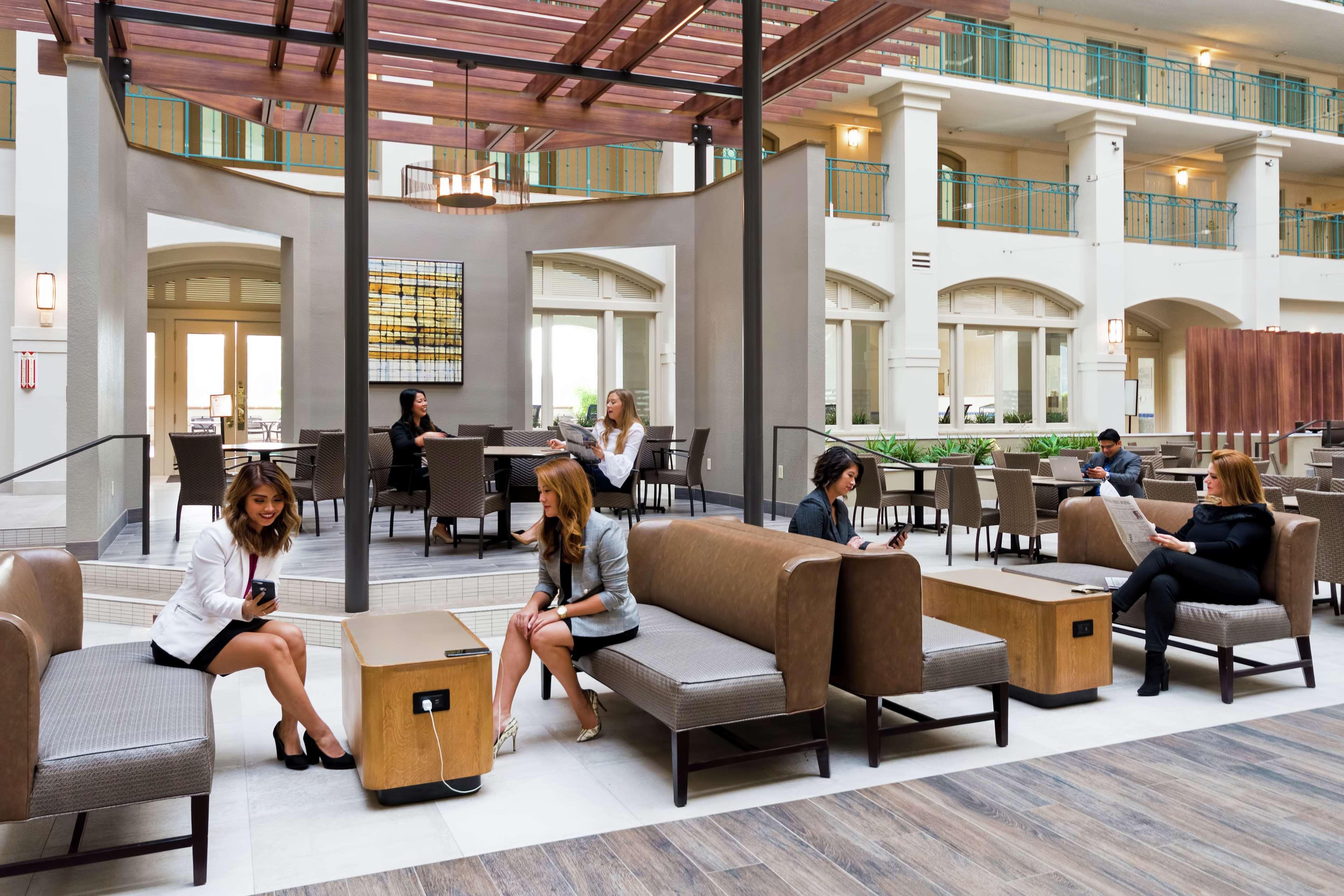 Embassy Suites By Hilton Milpitas Silicon Valley Exterior foto